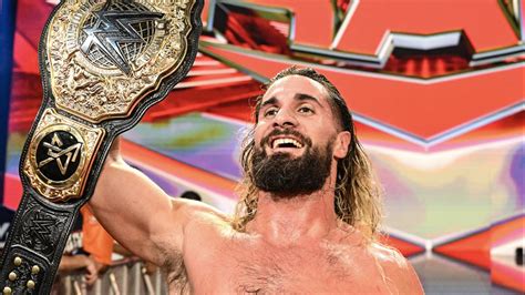 Seth Rollins .